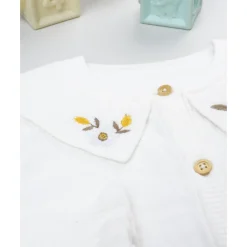 Cardigan blanco con bordados para niña*Prenatal New