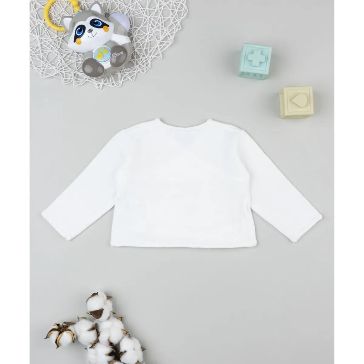 Cardigan tricot blanco para bebé niña con bordados florales*Prenatal New
