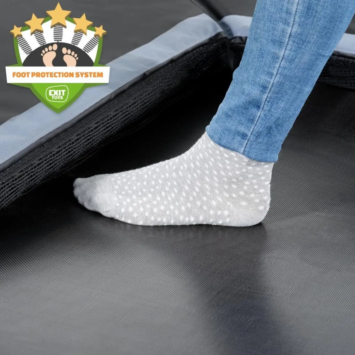 Discount Exit - Cama elástica de suelo Dynamic 275 x 458 cm negro con perímetro de seguridad Camas Elásticas