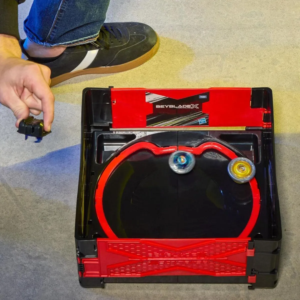 Hasbro - Beyblade - Clash and Carry Beystadium Battle Arena*HASBRO IBERIA Sale