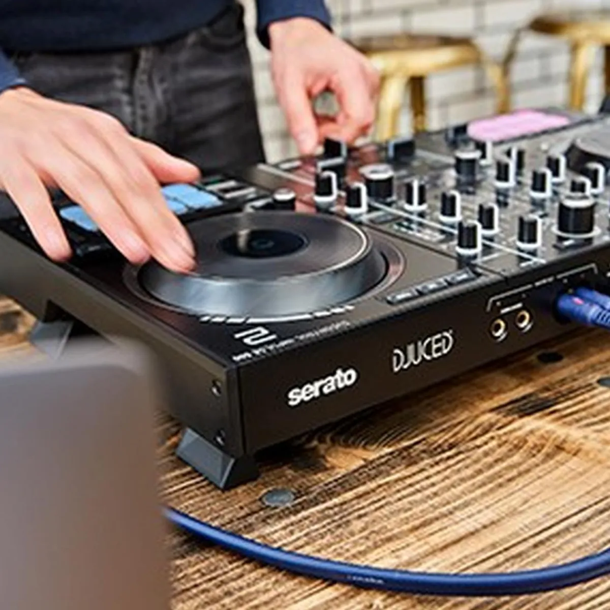 New Hercules - Mesa mezclas DJControl Inpulse 500 Videojuegos