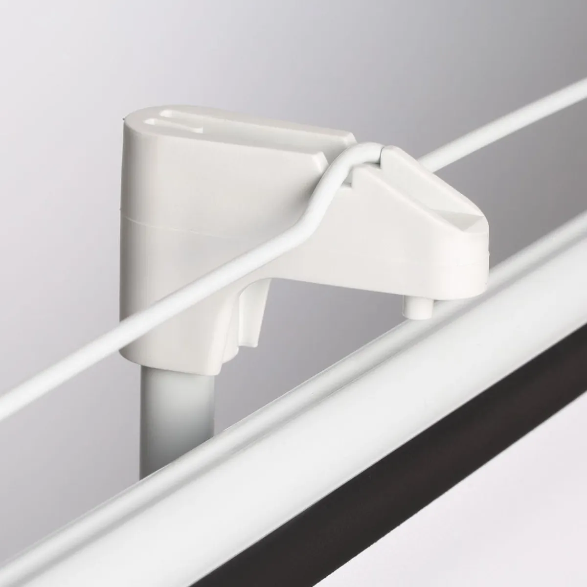 Online - Pantalla de proyección 84'' con soporte Blanco Electrónicos