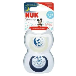 - Pack 2 chupetes Star Day & Night Mickey 6-18 meses*NUK Outlet