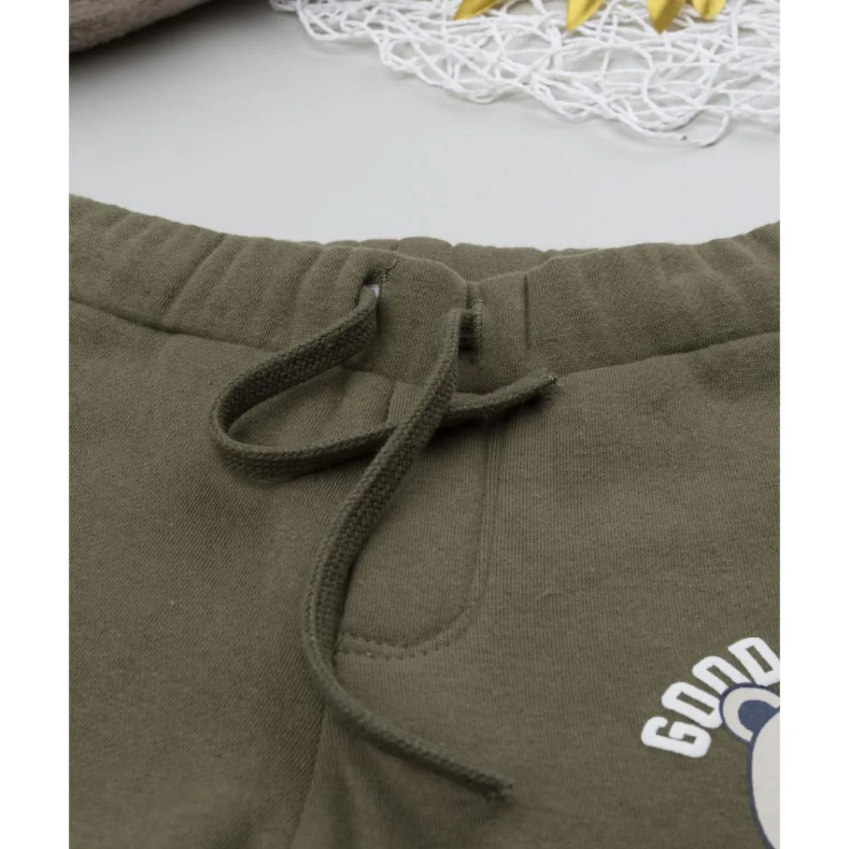 Pantalón felpado verde militar para niño*Prenatal