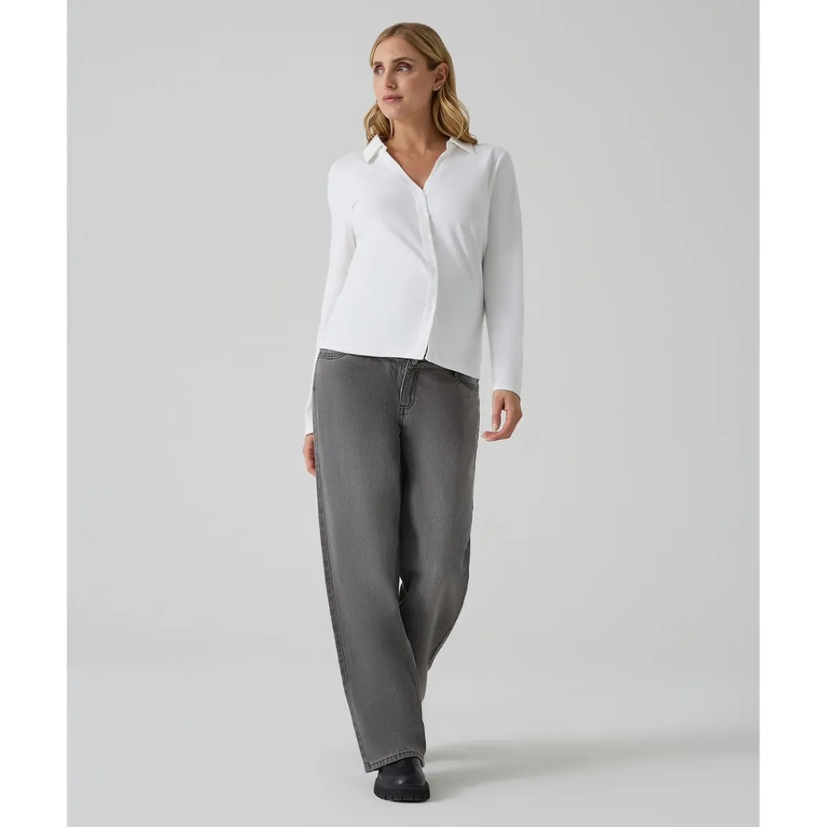 Pantalón premamá denim gris pierna ancha*Prenatal Discount