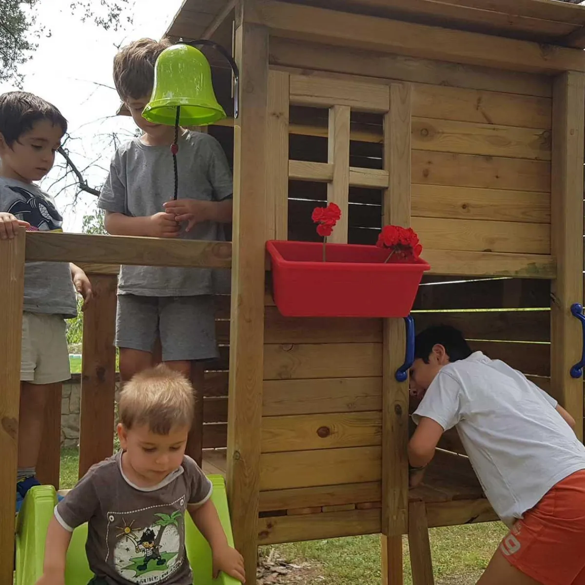 Parque juegos infantil de madera Taga*MASGAMES New