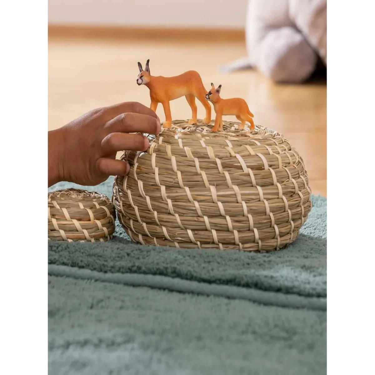 - Figura de juguete Caracal hembra Vida Salvaje (Varios modelos) ㅤ Coleccionables Y Mini Mundos